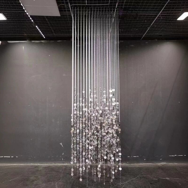 新品亚克力水晶珠帘银色亮片挂件婚庆酒店宴会厅园片吊顶珠链布置