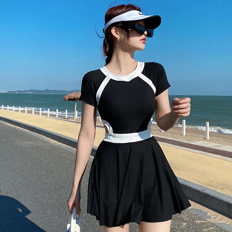莉姿大尺码游泳衣女胖mm显瘦遮肉保守2E00斤泡温泉连身时尚2025新
