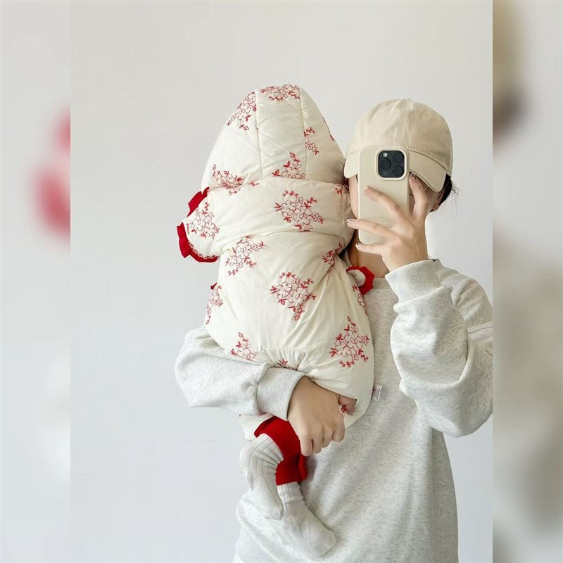 婴儿冬装外出衣新生儿洋气时尚爬服男女宝宝连体衣满月百天加绒服