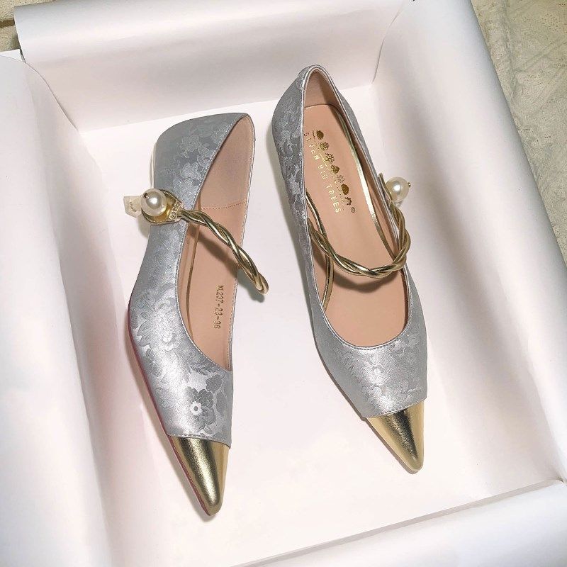 银色高跟鞋女细跟2024新款新中式国风花纹拼色低跟尖头浅口单鞋,女鞋,玛丽珍鞋,淘宝优惠券,粉丝福利购,淘宝优惠卷
