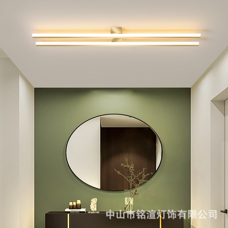 led吸顶灯现代简约时尚长条客厅灯北欧卧室灯创意衣帽间过道灯具