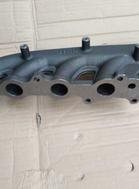 上汽跃进小福星S50Q      排气支管总成 (柳汽46.9汽油车)