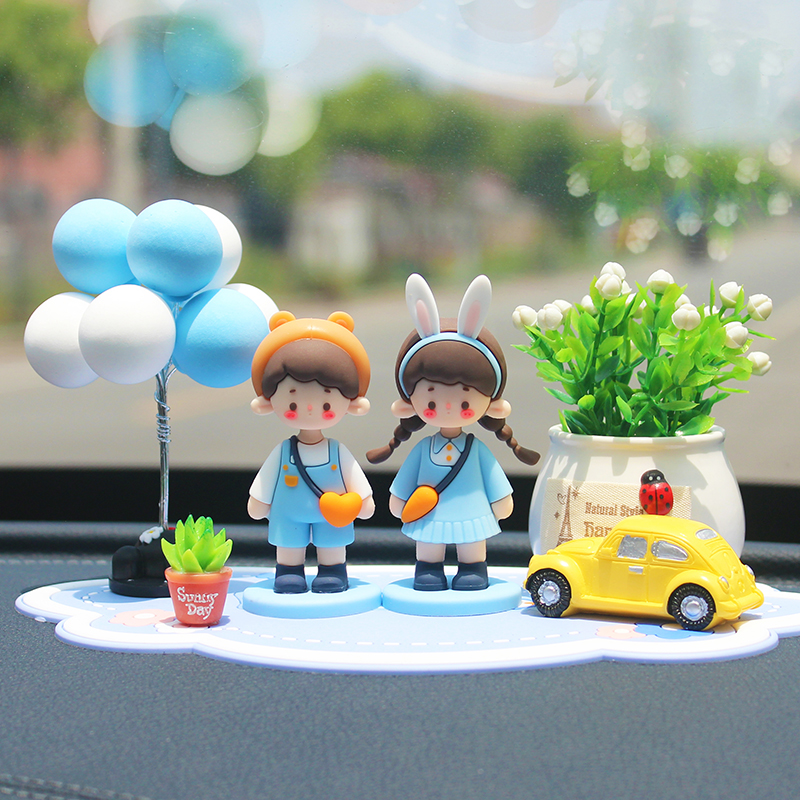 网红车内摆件车载情侣可爱高级感车上装饰品中控台车X饰汽车内饰