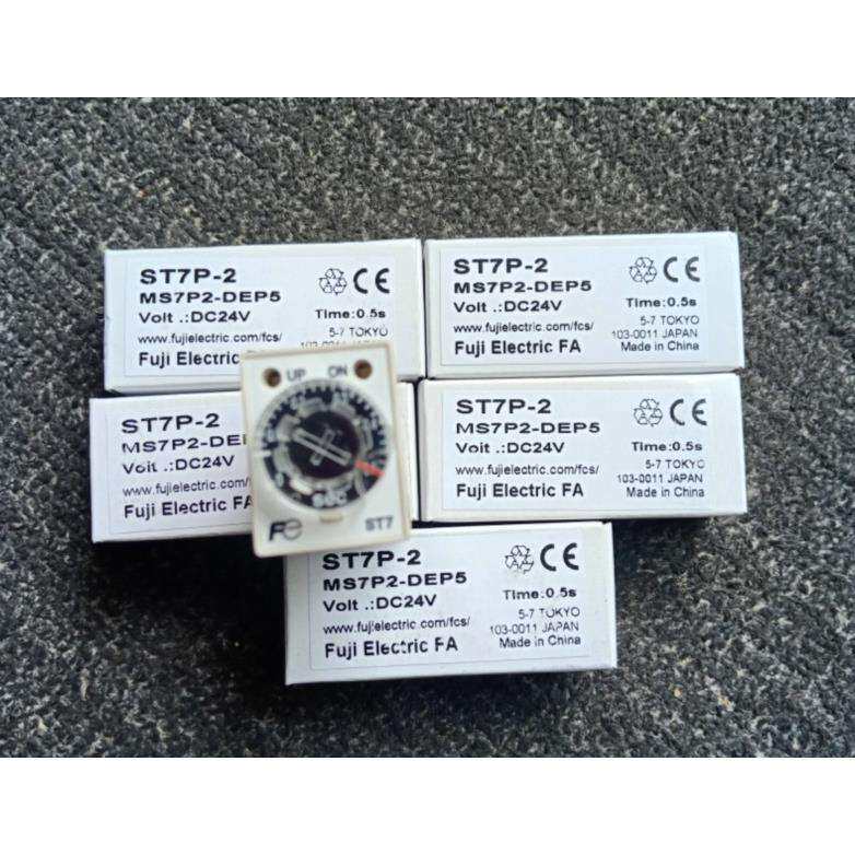 FUJI富士電機 时间继电器 ST7P-2 0.5S DC24V MS4SF-AP1NR