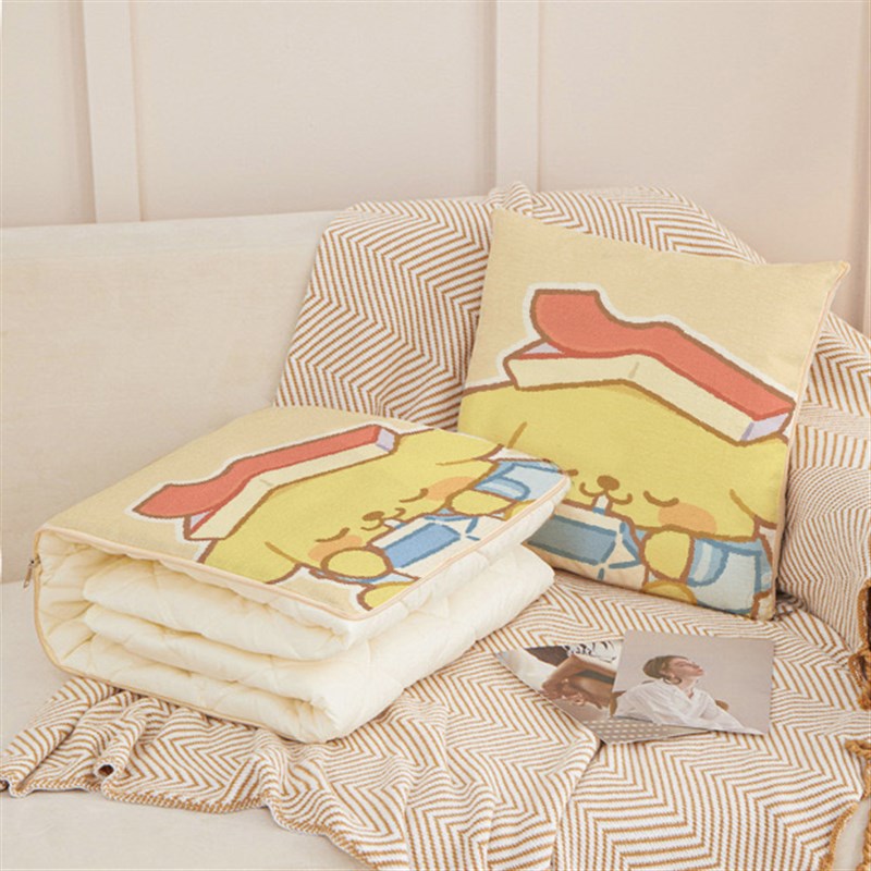 三丽鸥夏凉被保暖抱枕被子折叠多功能两用二O合一靠垫午睡空调被
