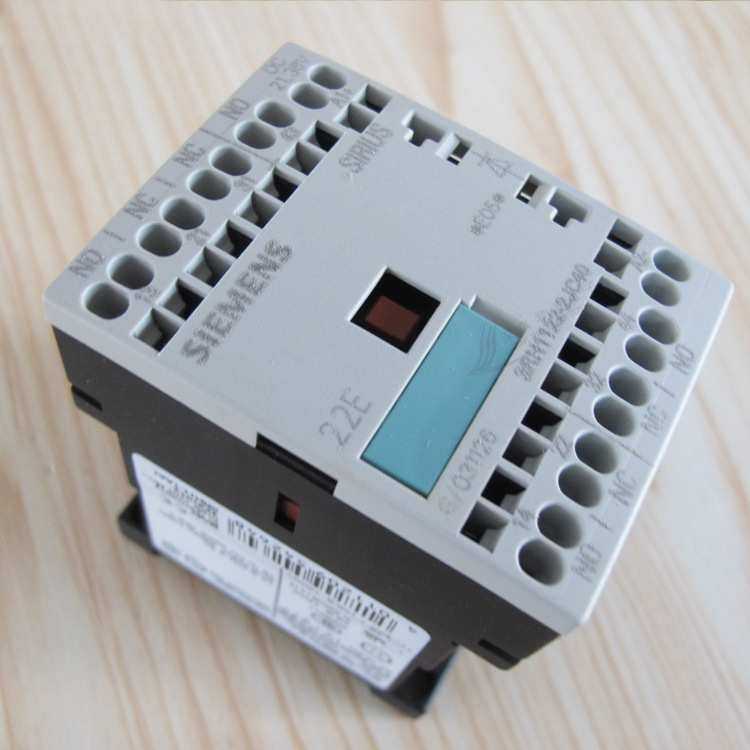 接触式继电器3RH1122-2JC40 二常开二常闭