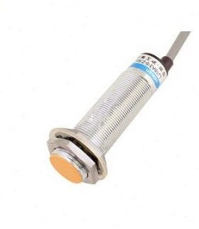 常 LA1PJ三线5 平直P 式开-18流N埋入沪工接近开关 81M头P24V