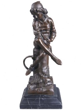 书房创意礼品看铜像客厅雕塑欧式摆件铜书玄关家居装饰品少年