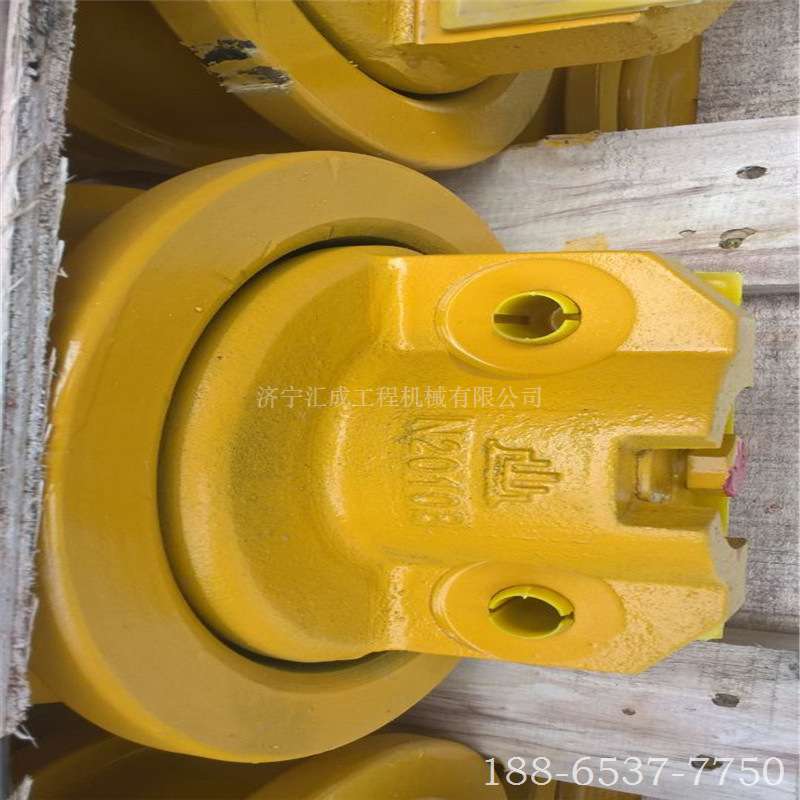 山推支重轮 SD16推土机 四轮一带 行走底盘 山推原厂SD16 履带轮