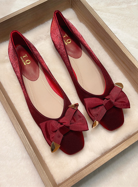 2025春新款法式红色高跟单鞋女方头粗跟中跟婚鞋新娘鞋大码豆豆鞋