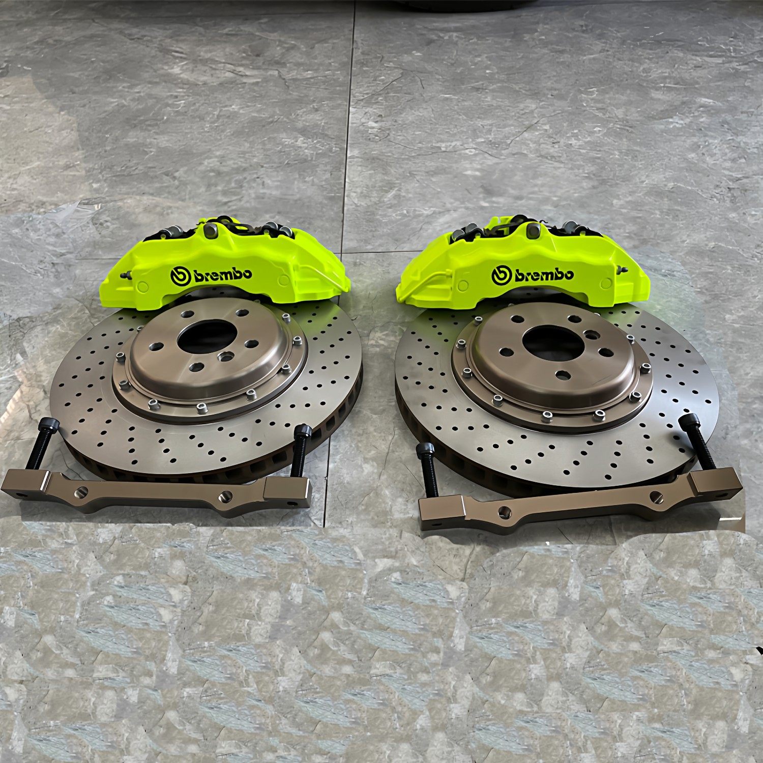 布雷博改装刹车卡钳四六活塞Ap5200 9040大GT6 18Z F50 8N卡钳