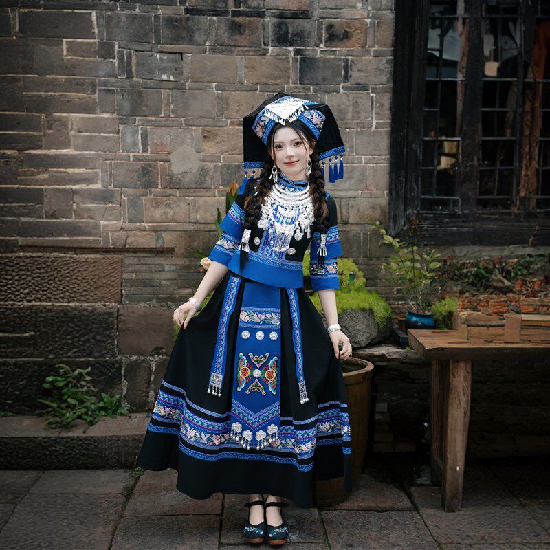 广西三月三壮族民族服装女成人少数民族服饰壮P锦刺绣舞台演出盛