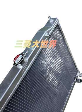 帕杰罗全铝水箱B73V77V93V97全铝水箱散热器全铝散热