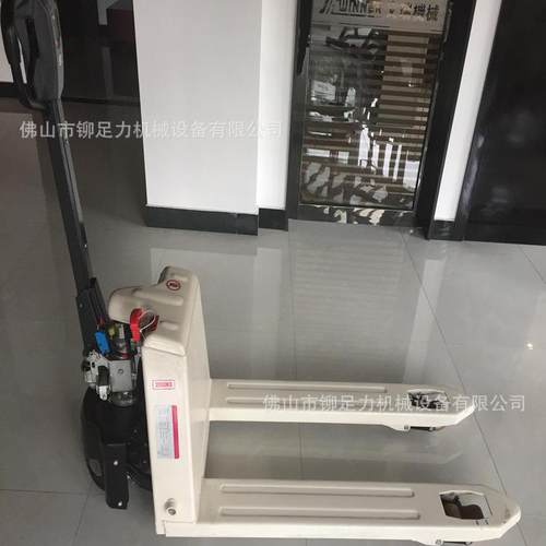 现货供应托盘叉车 顺德托盘叉车 顺德电动搬运叉车 多款式可选