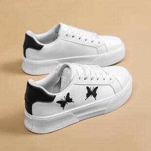 厚底小白鞋女款2025新款春秋爆款轻便百搭鞋子女增高.板鞋学生鞋