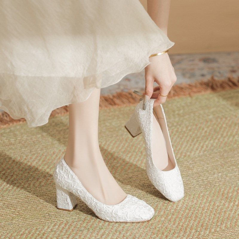 大码高跟鞋女粗跟方头加肥加宽白色女单鞋婚鞋百搭伴娘鞋小码女鞋,女鞋,浅口单鞋,淘宝优惠券,粉丝福利购,淘宝优惠卷