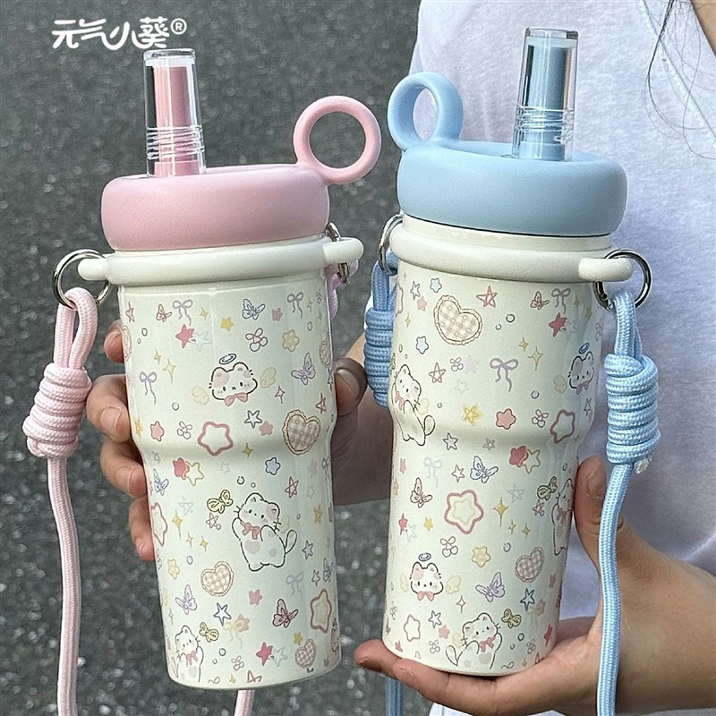 可爱冰霸杯女士新款2025高颜值C学生外出背带便携吸管咖啡保温杯图片
