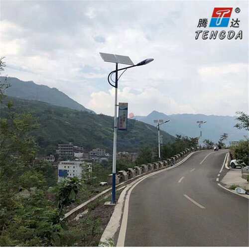 凯沃新农村马路灯太阳能路灯60w小金豆led节能道路照明灯厂家