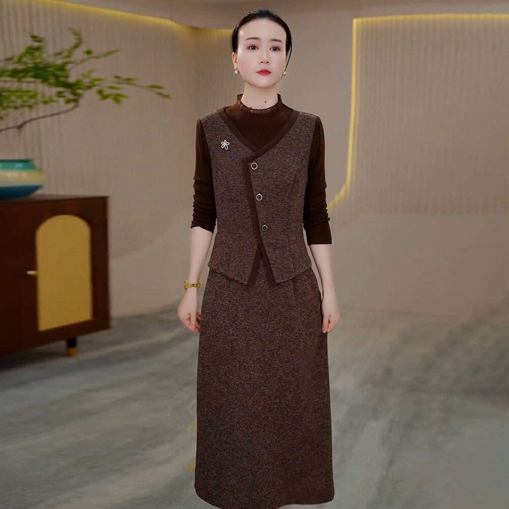 贵夫人轻奢时尚连衣裙女2026秋季新款妈妈装修身显瘦减龄中长裙子