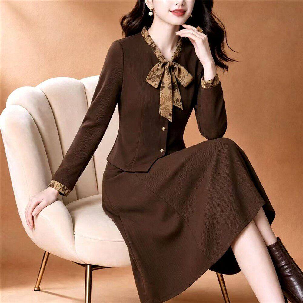 纯色小香风连衣裙两件套女2026秋洋气减龄高端奢华妈妈半身裙套装