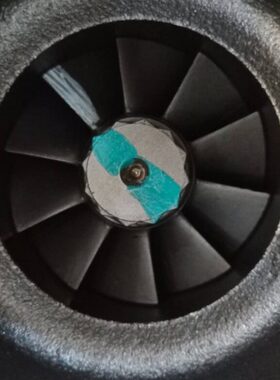 重汽曼卡货车发动机原厂涡轮增压器 082V09100-7580 12709400029