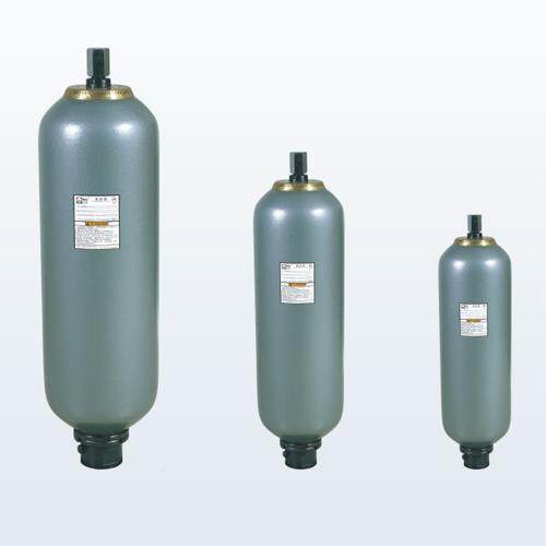 供美蓄能器0BA2.5/302.5/300标应2.5加仑