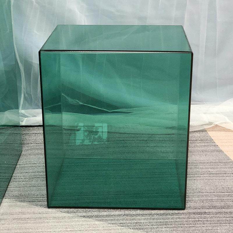 长期供应炫彩亚克力地台服装店橱窗展示台彩色透明亚克力几何摆件