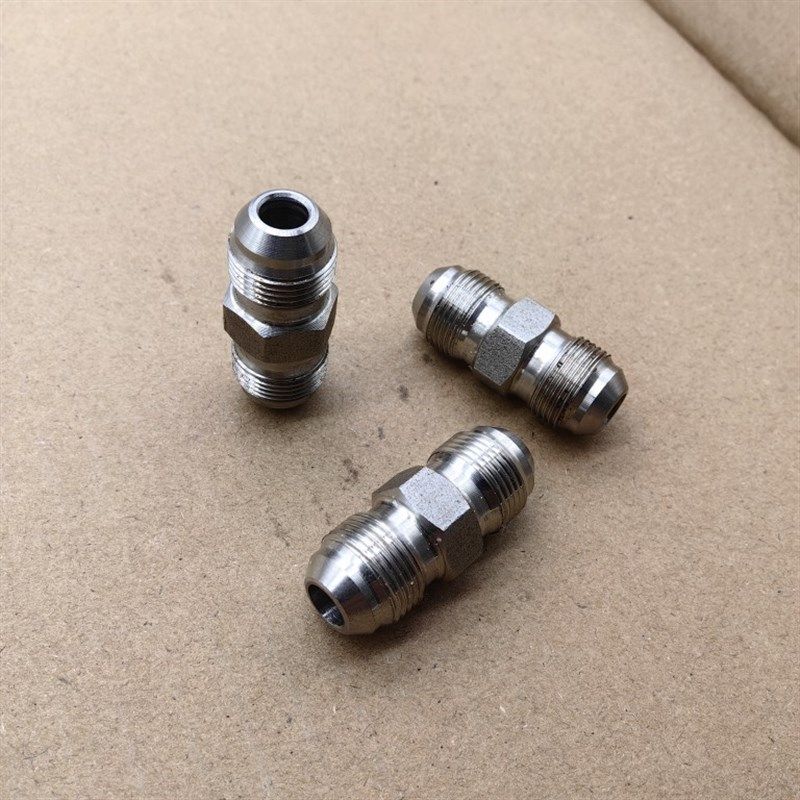 不锈钢M14*1凸口-转M14*1细牙D型扩口黄油管高压接头304材料1414
