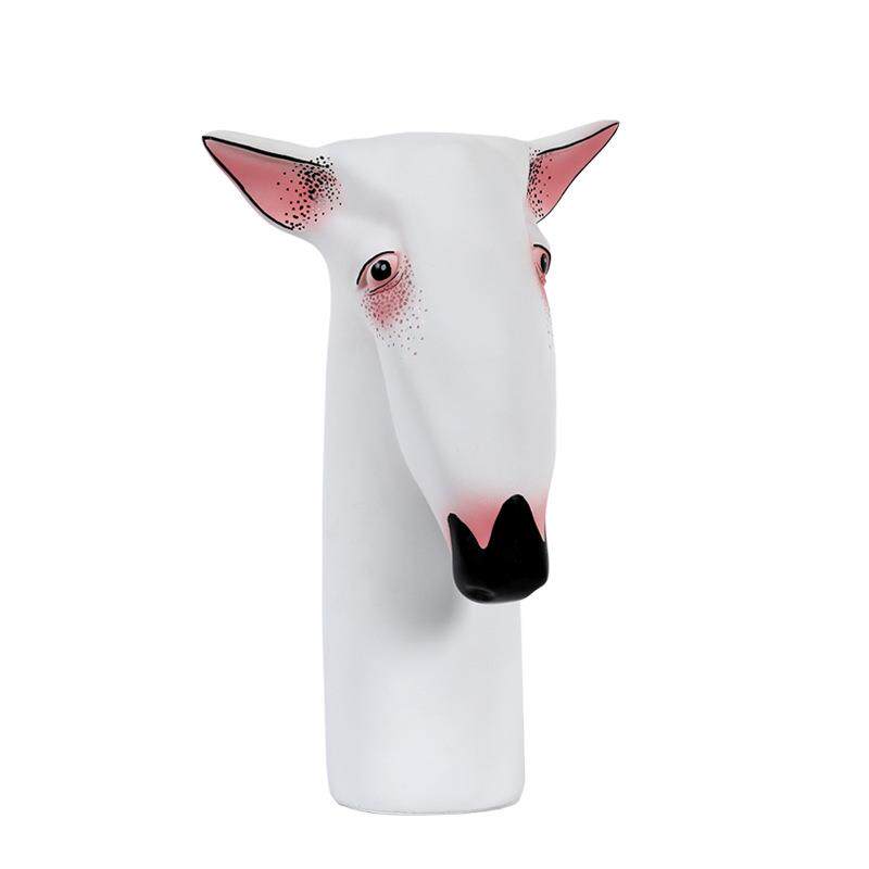 现代轻奢抽象牛头梗狗狗动物摆件样板间售楼装饰陈列家居桌面软装