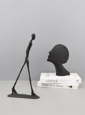 现代简约铸铁人物创意p摆件客厅卧室玄关电视柜书房样板房家居饰