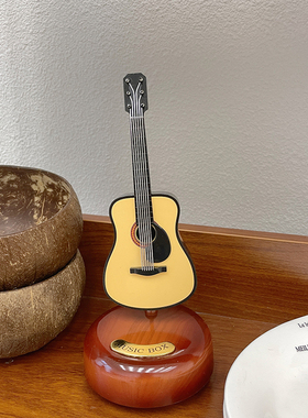 文艺古典旋d转琵琶八音琴摆件 复古礼品吉他小提琴音乐盒生日礼物