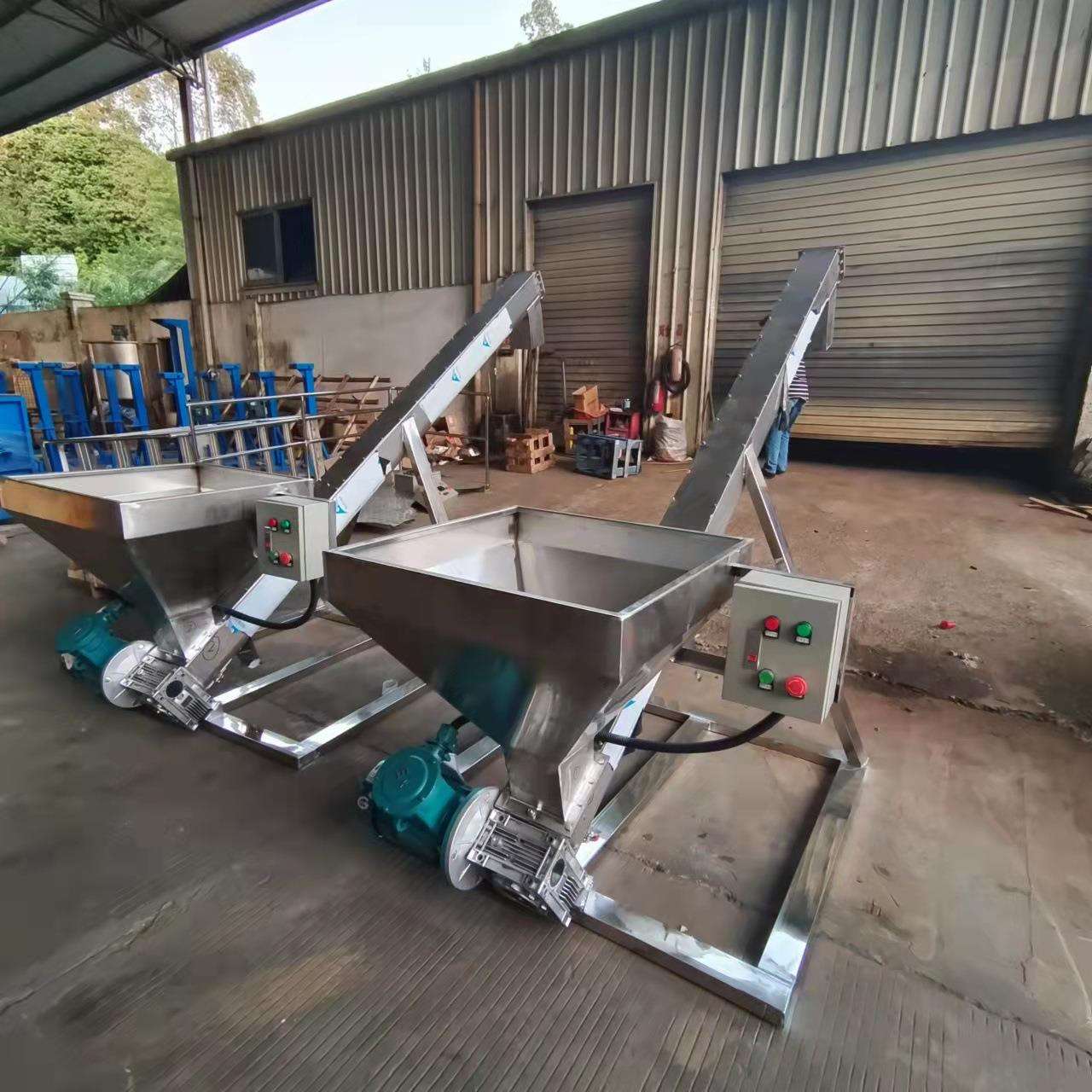 现货螺旋蛟龙输送上料机干粉涂料垂直强行上料机