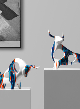 现代艺术牛e摆件家居客厅玄关酒柜电视柜桌面装饰抽象摆设乔迁礼