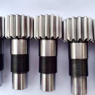 量大从优 非标斜齿轮轴 厂家硬齿面齿轮 精密机械传动工业齿轮轴