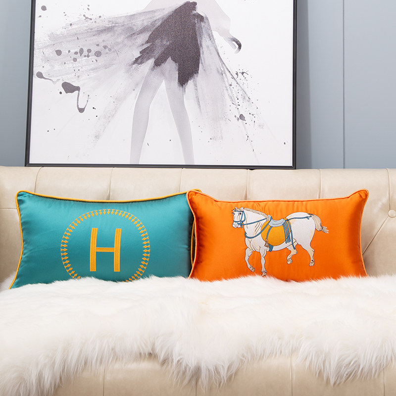 抱枕沙发靠垫汽车腰靠腰枕靠垫长方形床头靠背垫丝感不含芯可拆洗