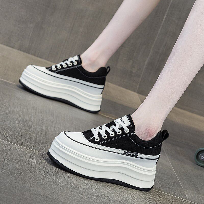 小白鞋女秋冬加绒2024新款松糕厚底超火板鞋8cm厚底内增高女鞋子,女鞋,时尚休闲鞋,淘宝优惠券,粉丝福利购,淘宝优惠卷