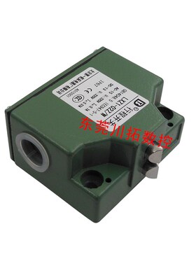 可以替代巴鲁夫BNiS819-B02-D12-61-12行程开关用 LXZ1-02Z/W 开