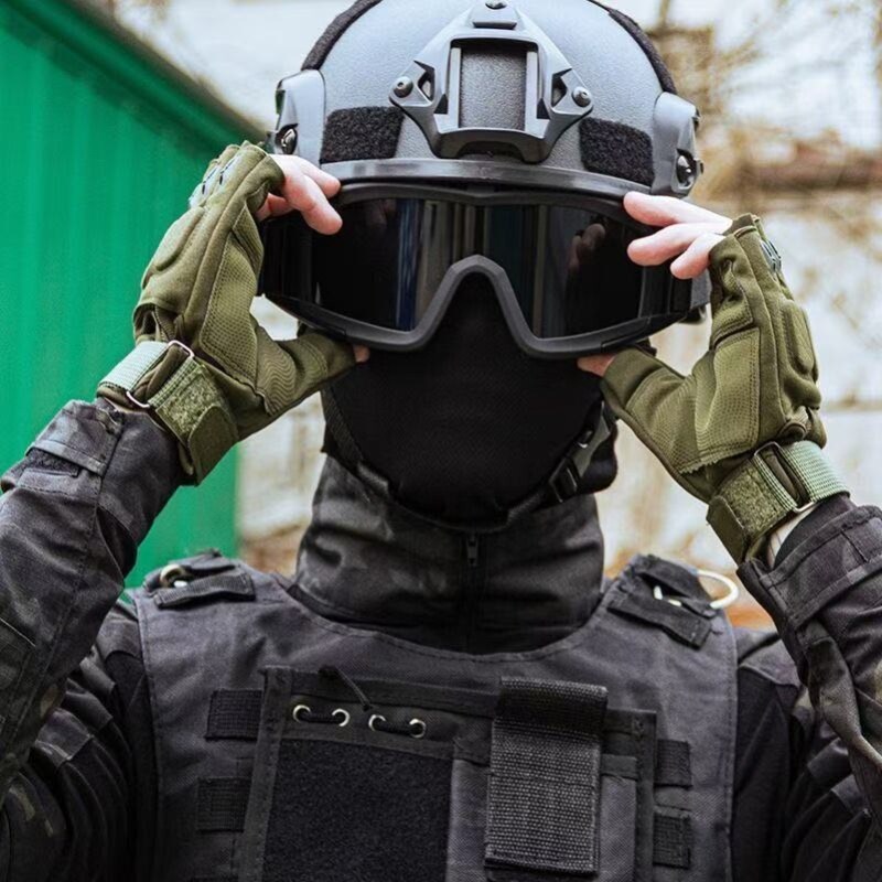 暗区突围面罩头盔儿童战术头盔面具成人武装cs特种兵训和平精英面