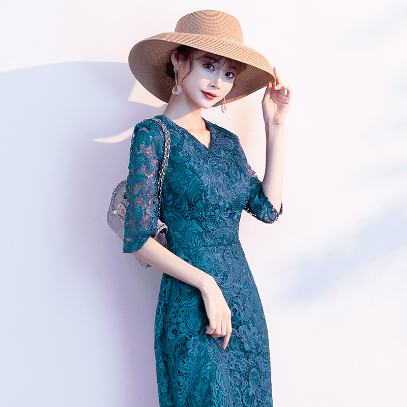 高端晚礼服裙女2021新款宴会气质长款简单高贵蕾丝连衣裙平时可穿