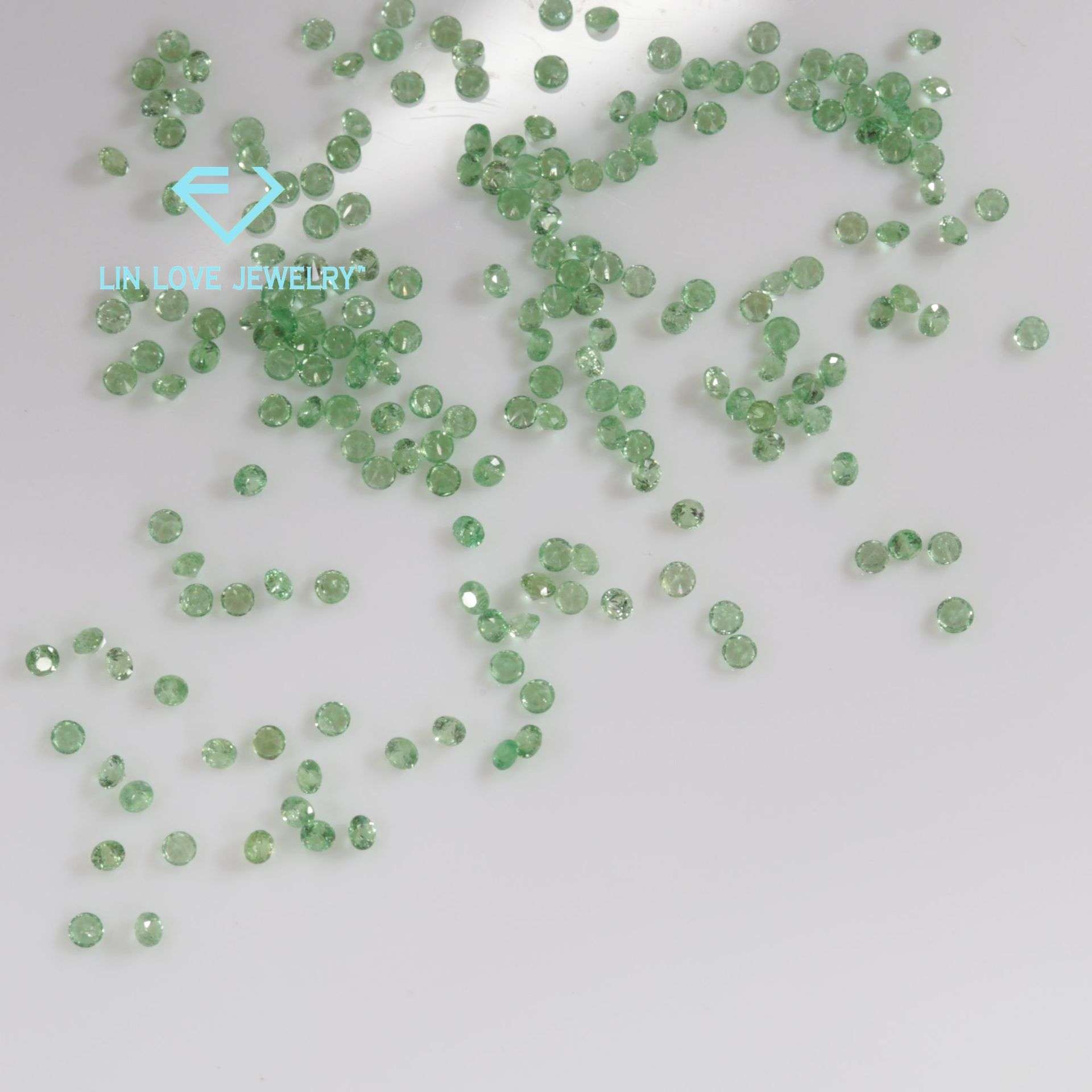 天然沙弗莱宝石0.7-3.0珠宝钟表镶嵌用石尺寸精准精加工爆闪好货
