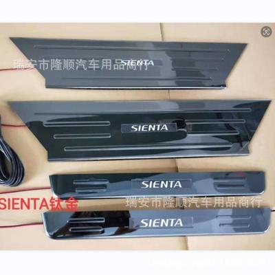 03-11款Sienta 80系 NCP81 带灯门槛条 LED迎宾踏板