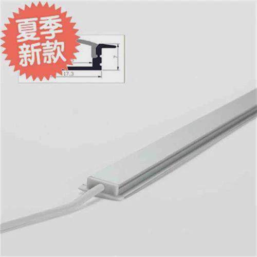 新款衣帽间灯柜体北欧条形衣柜灯i220v橱柜卡槽展台衣橱层板灯展