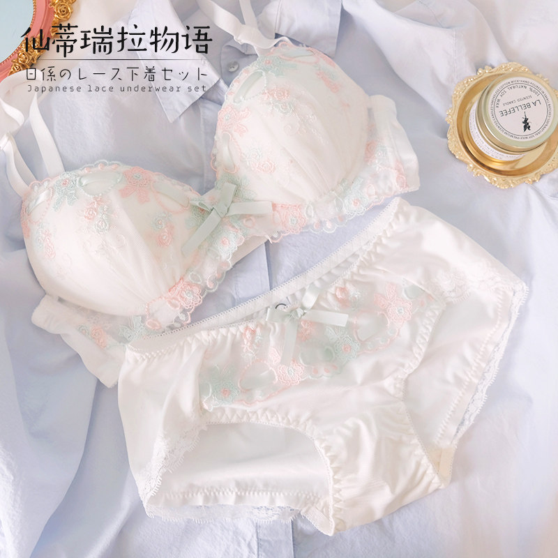 夏季内衣套c装可爱萝莉日系薄款小胸聚拢收副乳纯欲少女无钢圈文