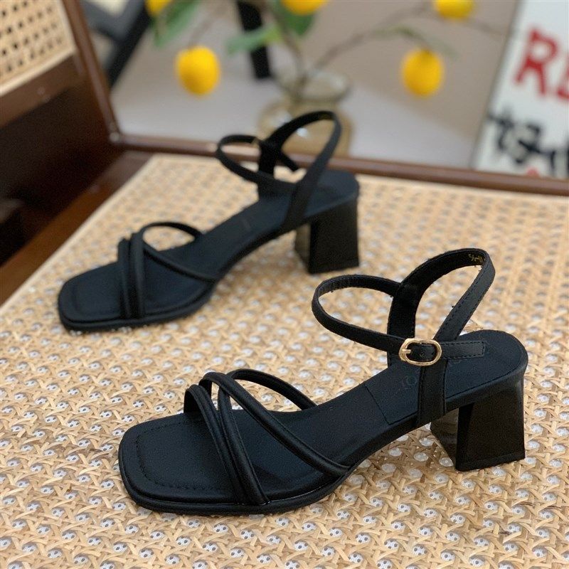 仙女风粗跟凉鞋女2025新款夏季小众简约方头交叉细带一字带高跟鞋,女鞋,一字带凉鞋,淘宝优惠券,粉丝福利购,淘宝优惠卷