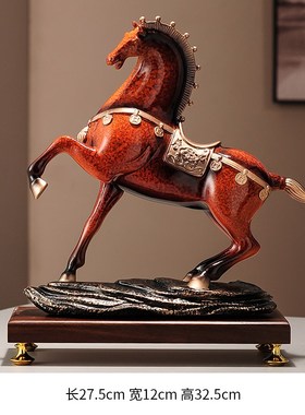 老板领导办公室桌马到成功装饰摆件高档客厅屏风博古架.酒柜工艺