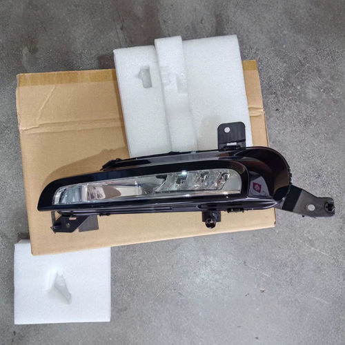 适用路虎16-20款极光前雾灯前杠灯 LED日行灯LR072646/LR072645