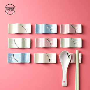 北欧筷架筷子托家用放筷子勺子的A置物架陶瓷勺托架酒店筷枕汤匙