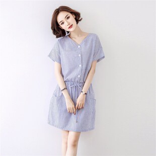 松弛感短袖 女装 休闲宽松胖mm洋气加大码 纯棉蓝色条纹连衣裙子韩版
