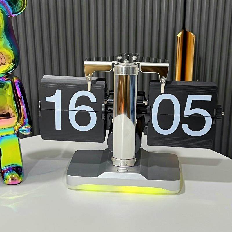 创意时尚带氛围灯翻页钟桌面床头柜轻奢简约座钟小夜灯款装饰时钟,鲜花速递/花卉仿真/绿植园艺,割草机/草坪机,淘宝优惠券,粉丝福利购,淘宝优惠卷