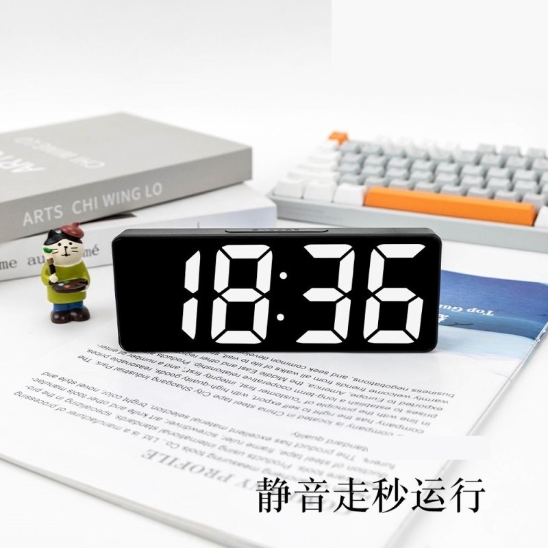 13寸大屏LED时钟闹钟电子钟北欧数字钟表简约USB供电客厅挂钟